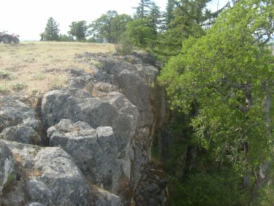 Cliffs along the Little Klickitat Canyon